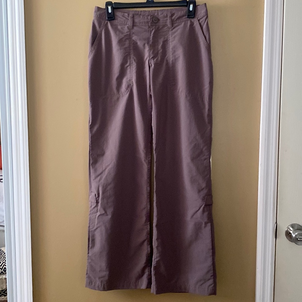 Patagonia pants size 2 and a very good condition